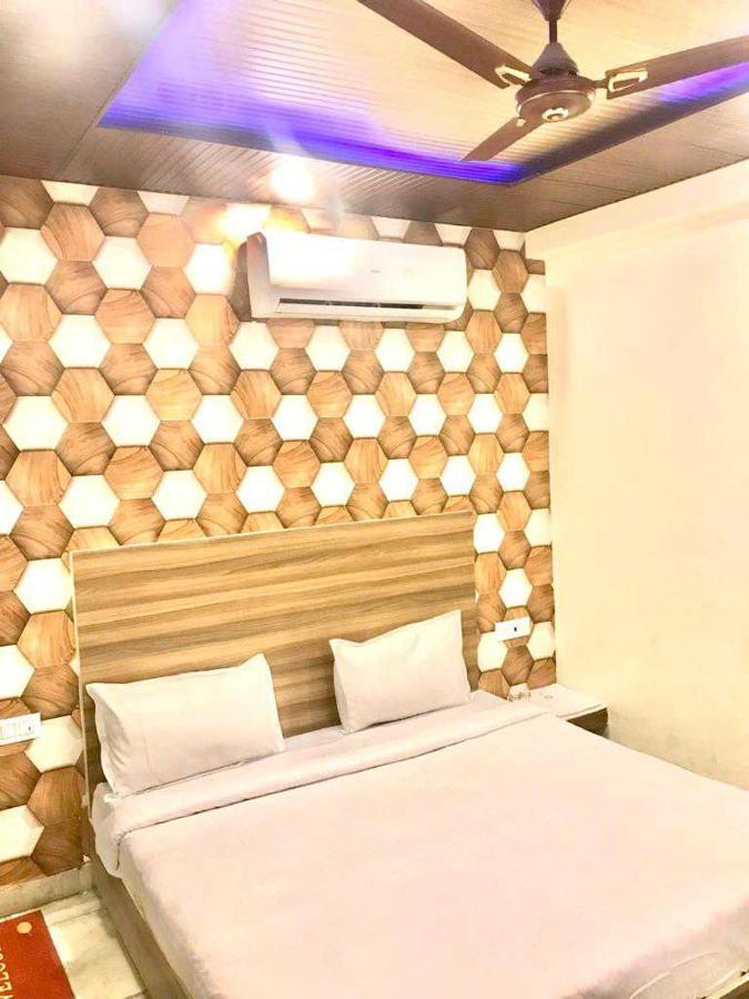 Hotel Anand Amritszár Kültér fotó