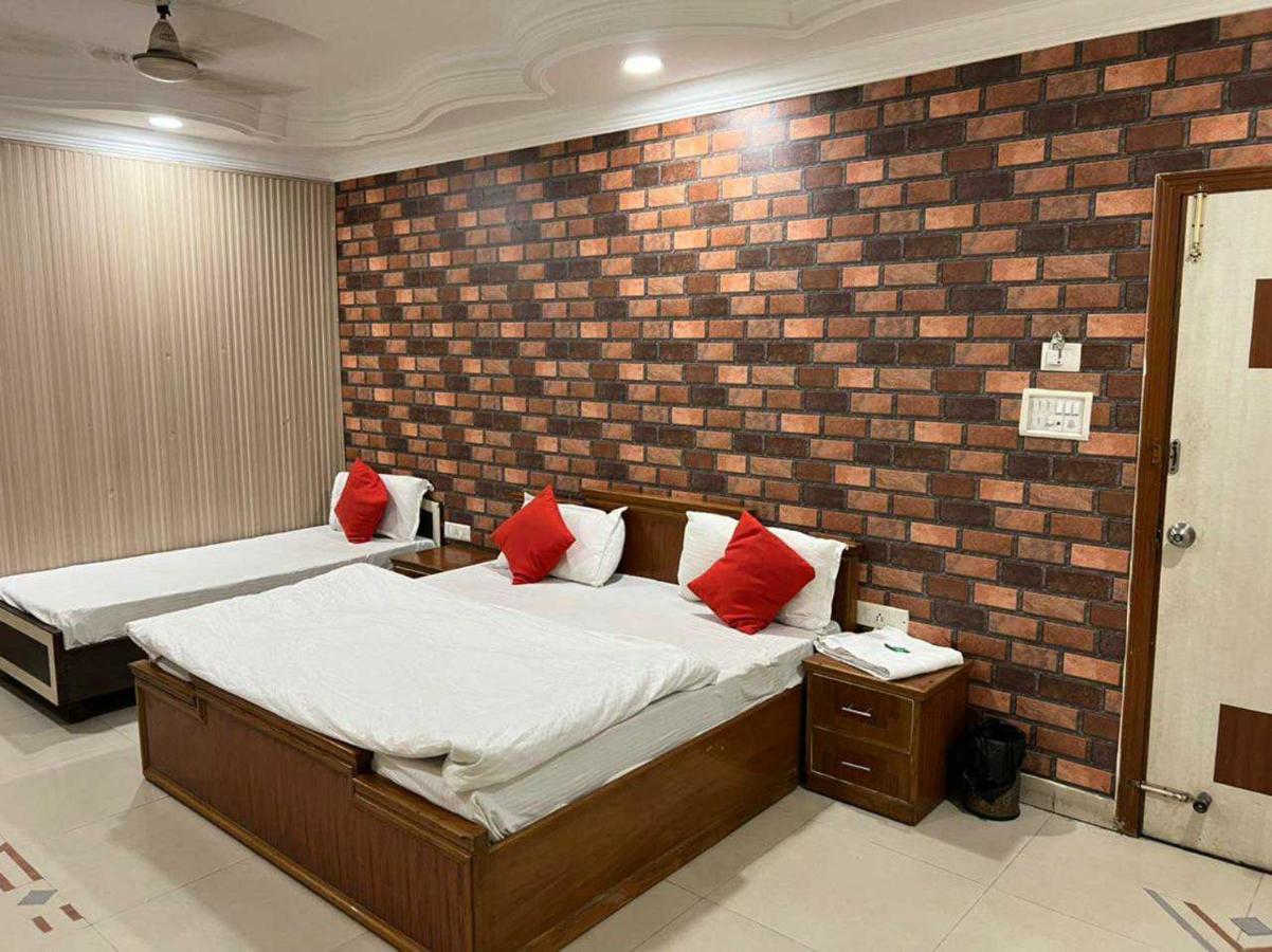 Hotel Anand Amritszár Kültér fotó