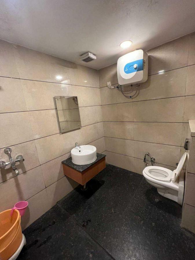 Hotel Anand Amritszár Kültér fotó