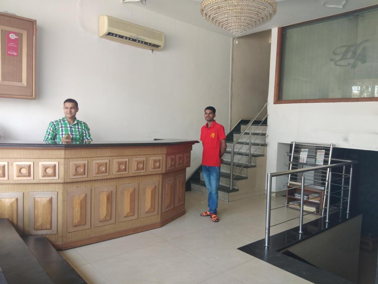 Hotel Anand Amritszár Kültér fotó