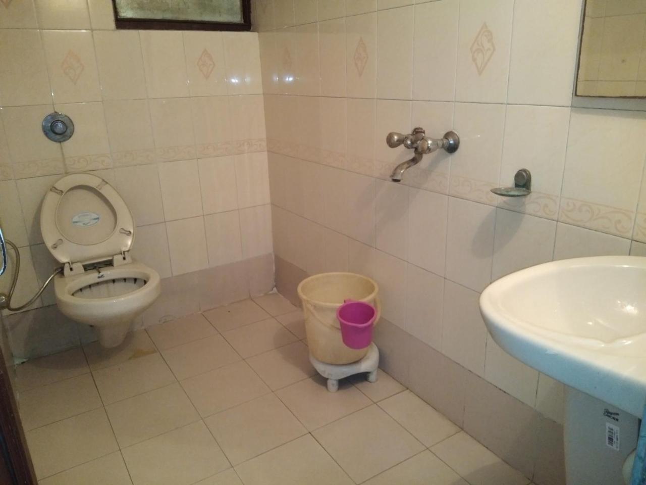 Hotel Anand Amritszár Kültér fotó